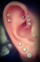 PIERCING - JOIA COM APLICACAO. CUPOM VALIDO ATE 2 MESES APOS A COMPRA.